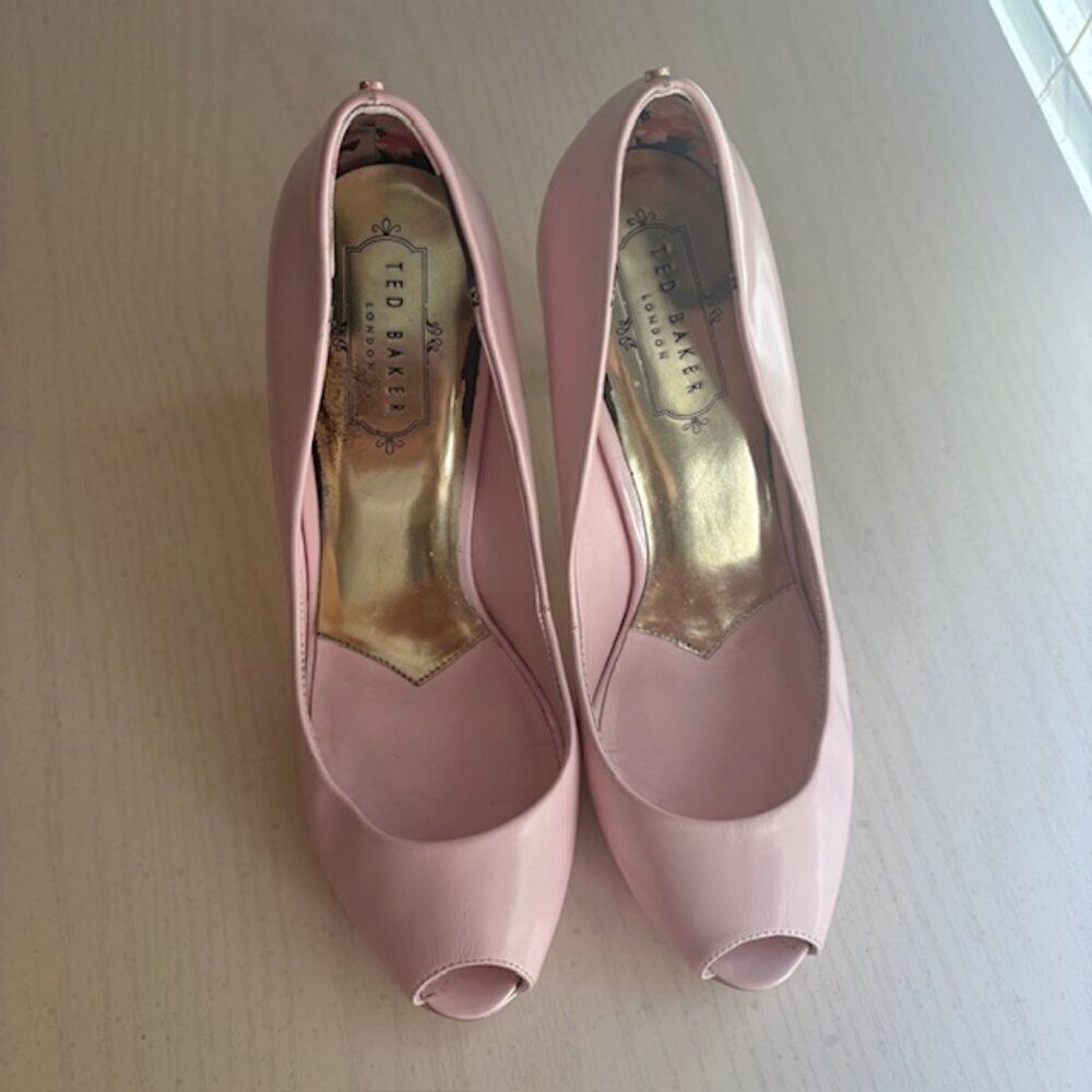 Ted Baker Baby Pink and Rose Gold Peep Toe Heels - Picture 4 of 5
